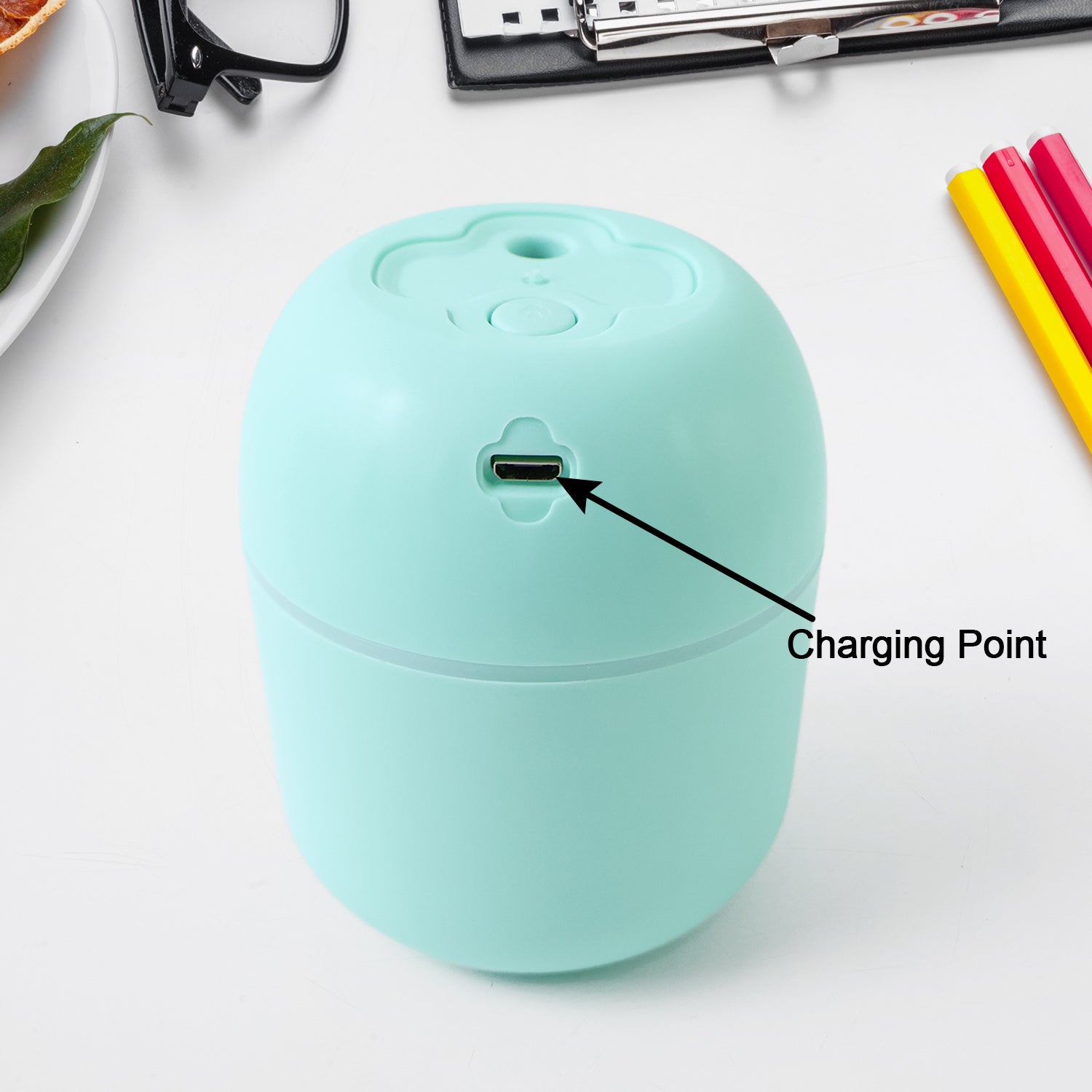 Portable Mini USB Humidifier with Light, Cool Mist & Essential Oil Diffuser (250ML) Portable Mini USB Humidifier with Light, Cool Mist & Essential Oil Diffuser (250ML)